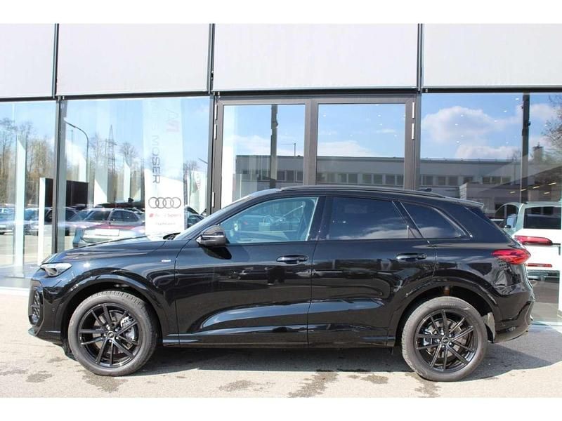 Neu Audi Q5 S-Line 204 PS (150 kW) 2025 Mythosschwarz metallic SUV