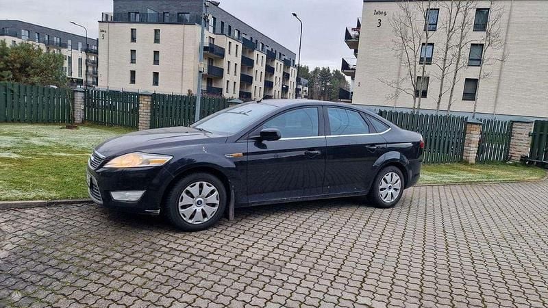 Gebraucht Ford Mondeo Titanium 140 PS (102 kW) 2010 Schwarz Limousine