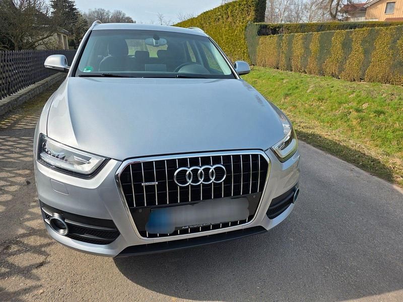 Gebraucht Audi Q3 Ambiente 170 PS (125 kW) 2014 Silber SUV