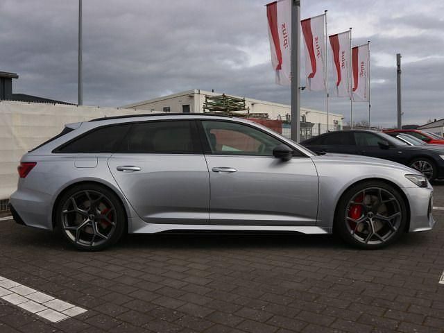 Gebraucht Audi RS6 Performance 630 PS (463 kW) 2025 Florettsilber metallic Kombi