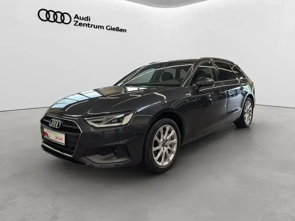 Gebraucht Audi A4 Basis 204 PS (150 kW) 2023 Manhattangrau metallic Kombi