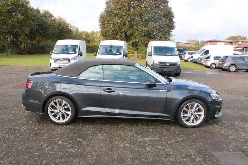 Gebraucht Audi A5 Cabriolet Advanced Plus 136 PS (100 kW) 2021 Grau Cabrio