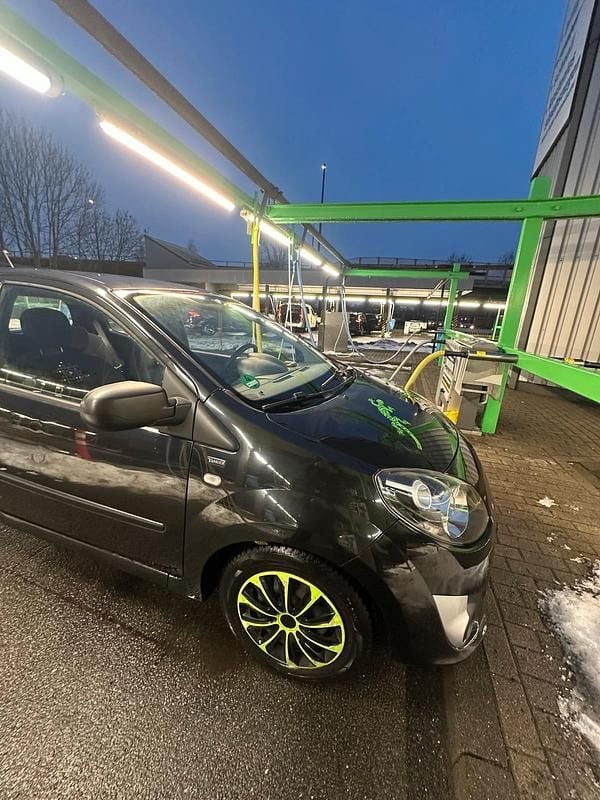 Gebraucht Renault Twingo 65 PS (47 kW) 2011 Schwarz Kleinwagen