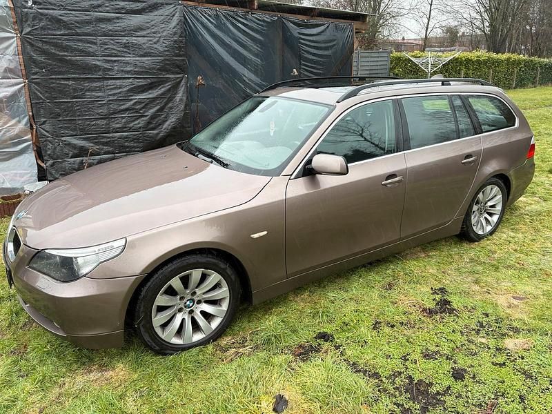 Gebraucht BMW 523 177 PS (130 kW) 2007 Braun Kombi