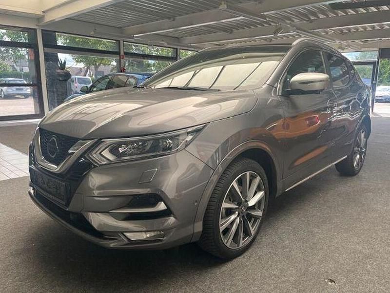 Grau Gebraucht 2020 Nissan Qashqai 360º SUV | 18.490 € (Fairer Preis) - Bild 1/4