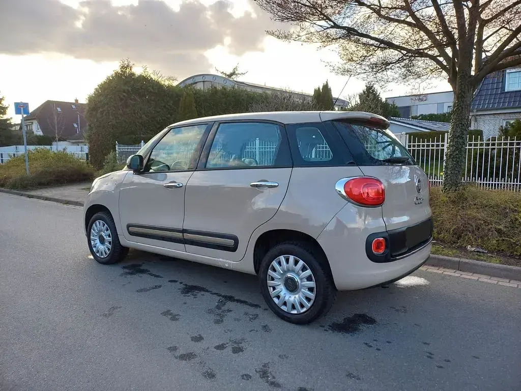 Gebraucht Fiat 500L Lounge 80 PS (58 kW) 2017 Braun Van / Kleinbus