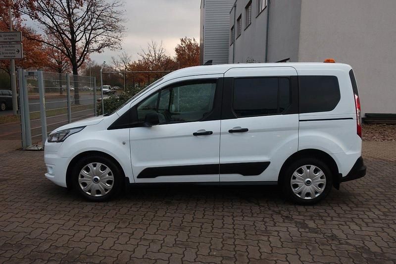 Gebraucht Ford Transit Trend 99 PS (72 kW) 2022 Weiß Kombi