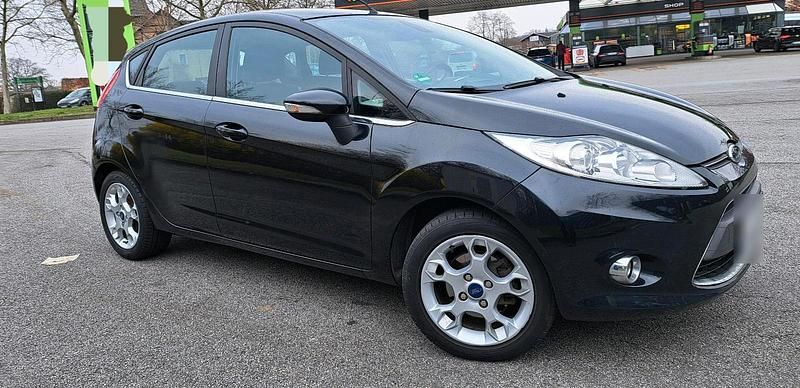 Gebraucht Ford Fiesta Titanium 82 PS (60 kW) 2012 Schwarz Kleinwagen