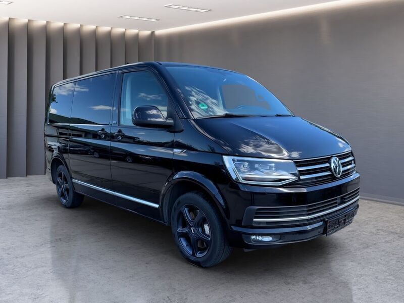 Schwarz Gebraucht 2016 VW T6 Generation Six Van | 28.800 € (Guter Preis) - Bild 1/4