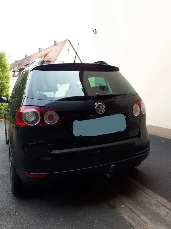 Gebraucht VW Golf Plus Cross 160 PS (117 kW) 2008 Schwarz Van / Kleinbus