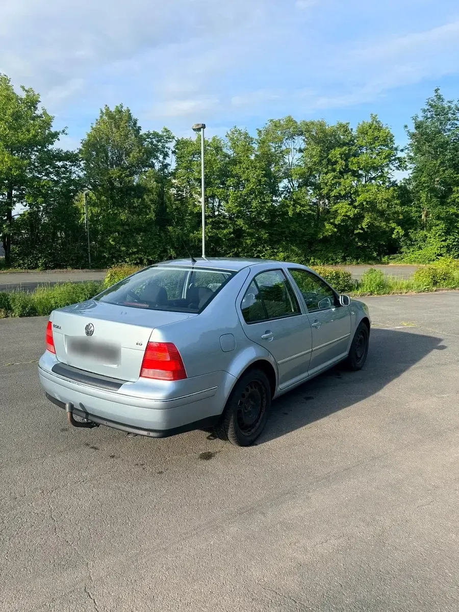 Occasion VW Bora 105 ch (77 kW) 2001 Argent Berline
