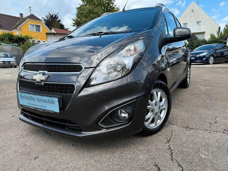 Grau Gebraucht 2013 Chevrolet Spark LT Kleinwagen | 5.900 € (Teuer) - Bild 1/4