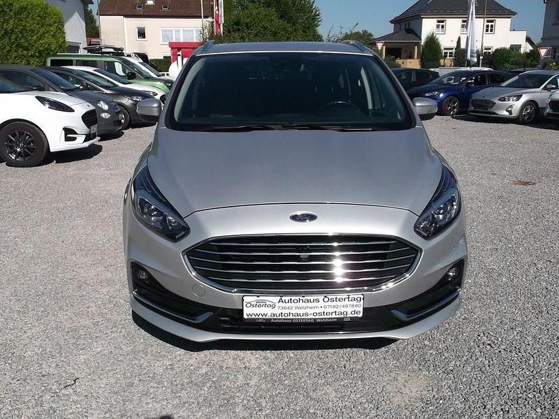 Gebraucht Ford S-MAX Titanium 150 PS (110 kW) 2020 Silber Van / Kleinbus