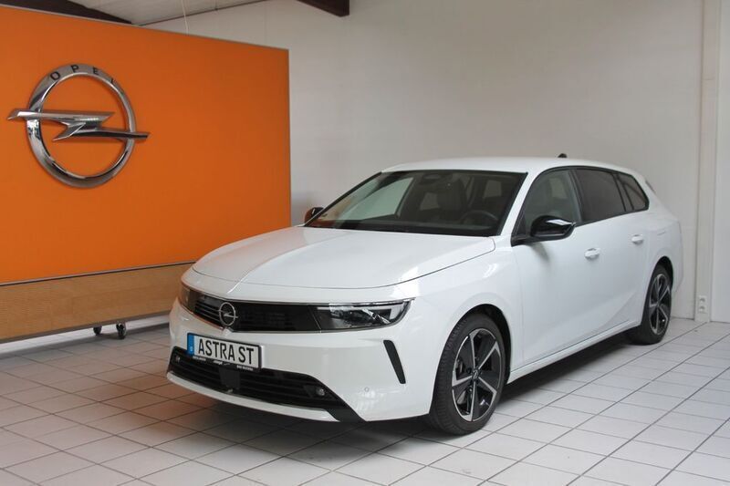 Gebraucht 2023 Opel Astra Kombi | 32.700 € (Teuer) - Bild 1/4