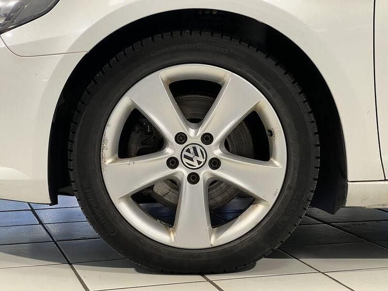 Gebraucht VW Passat 177 PS (130 kW) 2014 Weiß Limousine