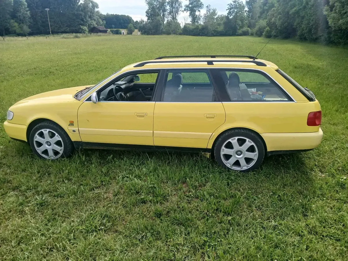 Gebraucht Audi S6 230 PS (169 kW) 1997 Gelb Kombi