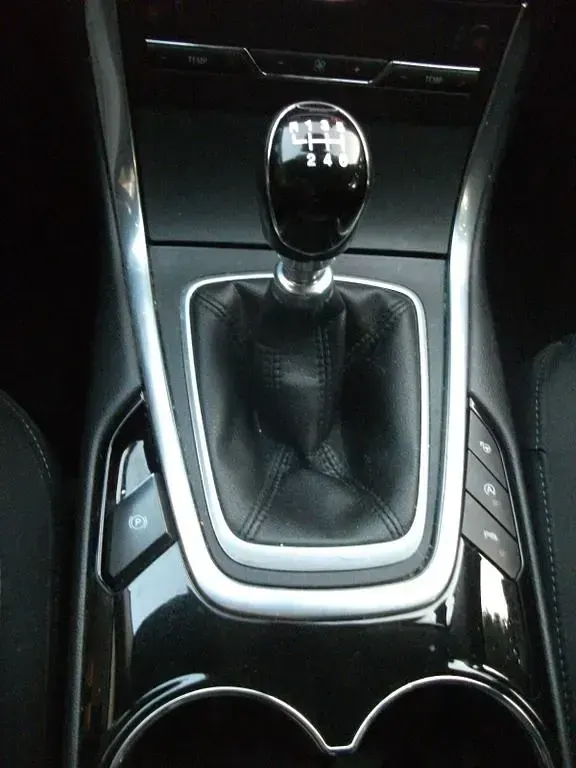 Używany Ford S-MAX Titanium 160 KM (117 kW) 2017 Biały Minivan