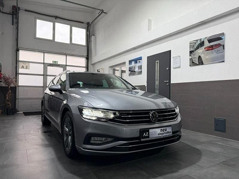 Gebraucht VW Passat Business 150 PS (110 kW) 2023 Silber Kombi