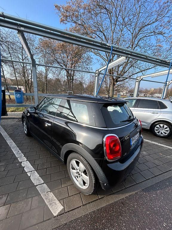 Gebraucht Mini ONE 102 PS (75 kW) 2016 Schwarz Kleinwagen