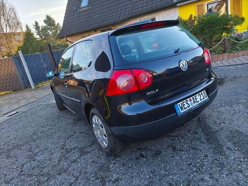 Gebraucht VW Golf IV S 105 PS (77 kW) 2004 Schwarz Limousine