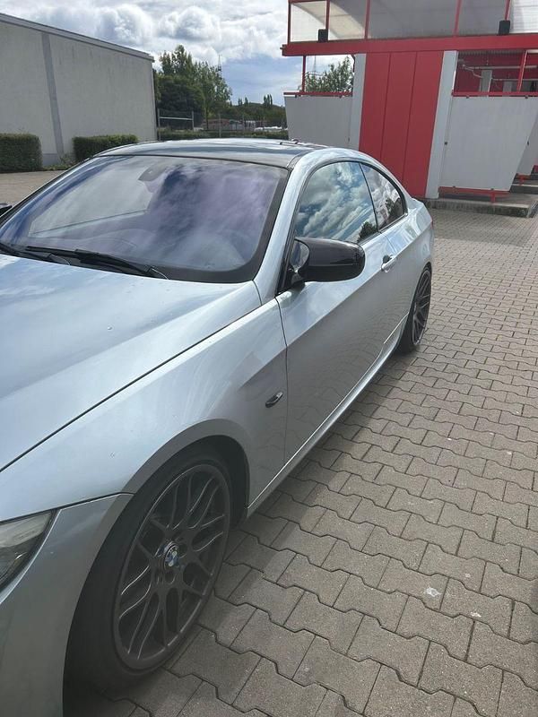 Gebraucht BMW 335 M Performance 326 PS (239 kW) 2011 Silber Coupé