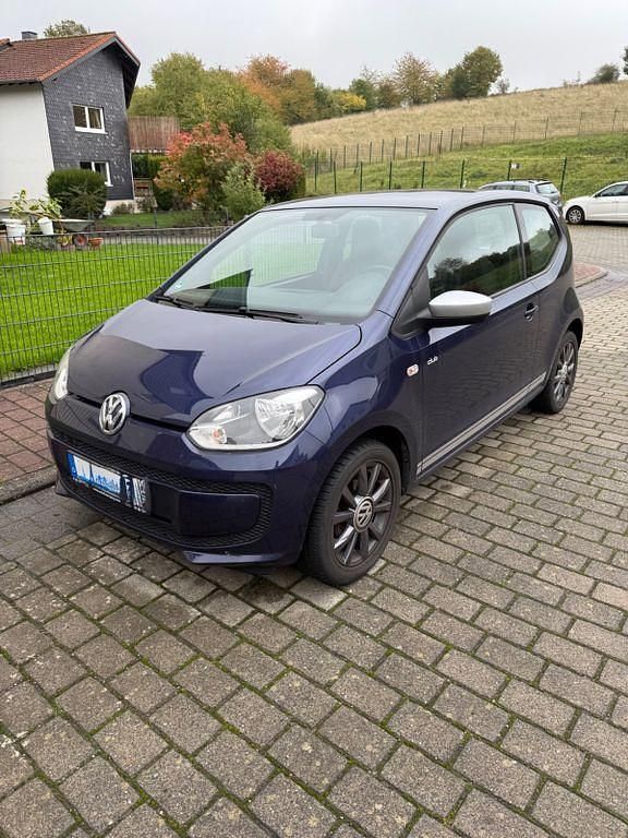 Blau Gebraucht 2015 VW up! CLUB Kleinwagen | 3.899 € (Guter Preis) - Bild 1/4