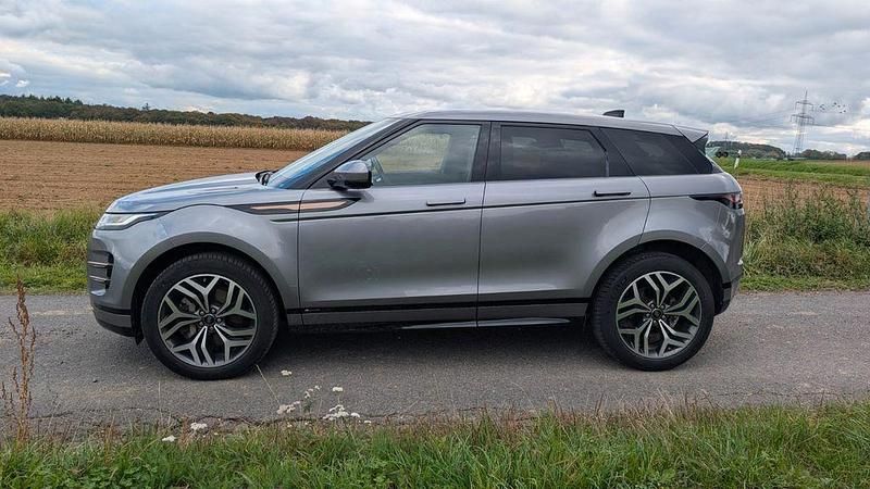 Grau Gebraucht 2020 Land Rover Range Rover evoque R-Dynamic SUV | 31.775 € (Fairer Preis) - Bild 1/4