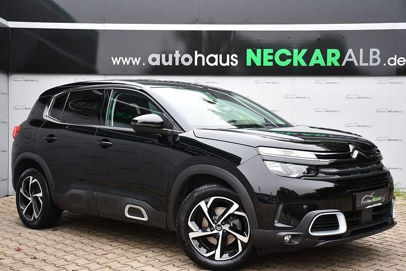 Lackierung schwarz perla nera/ Gebraucht 2020 Citroën C5 Aircross Feel SUV | 17.900 € (Guter Preis) - Bild 1/4