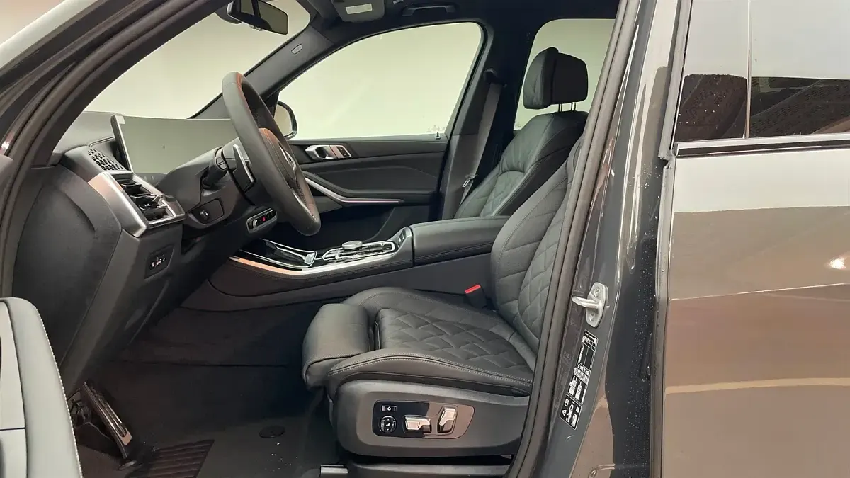 Neu BMW X5 Efficient Dynamics 352 PS (258 kW) 2026 Bmw individual dravitgrau metal SUV