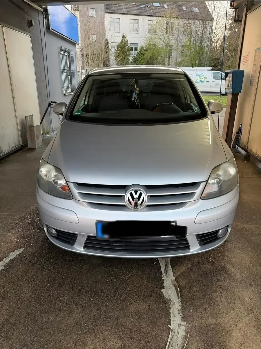 Gebraucht VW Golf V 105 PS (77 kW) 2007 Silber Limousine