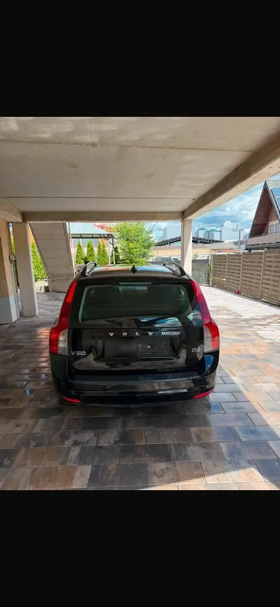 Gebraucht Volvo V50 131 PS (96 kW) 2010 Schwarz Kombi