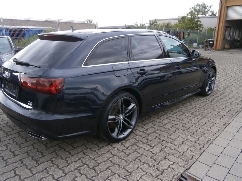 Gebraucht Audi A6 Sport 190 PS (139 kW) 2016 Blau Kombi