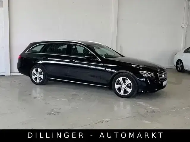 Gebraucht Mercedes E220 Avantgarde 194 PS (142 kW) 2017 Schwarz Kombi