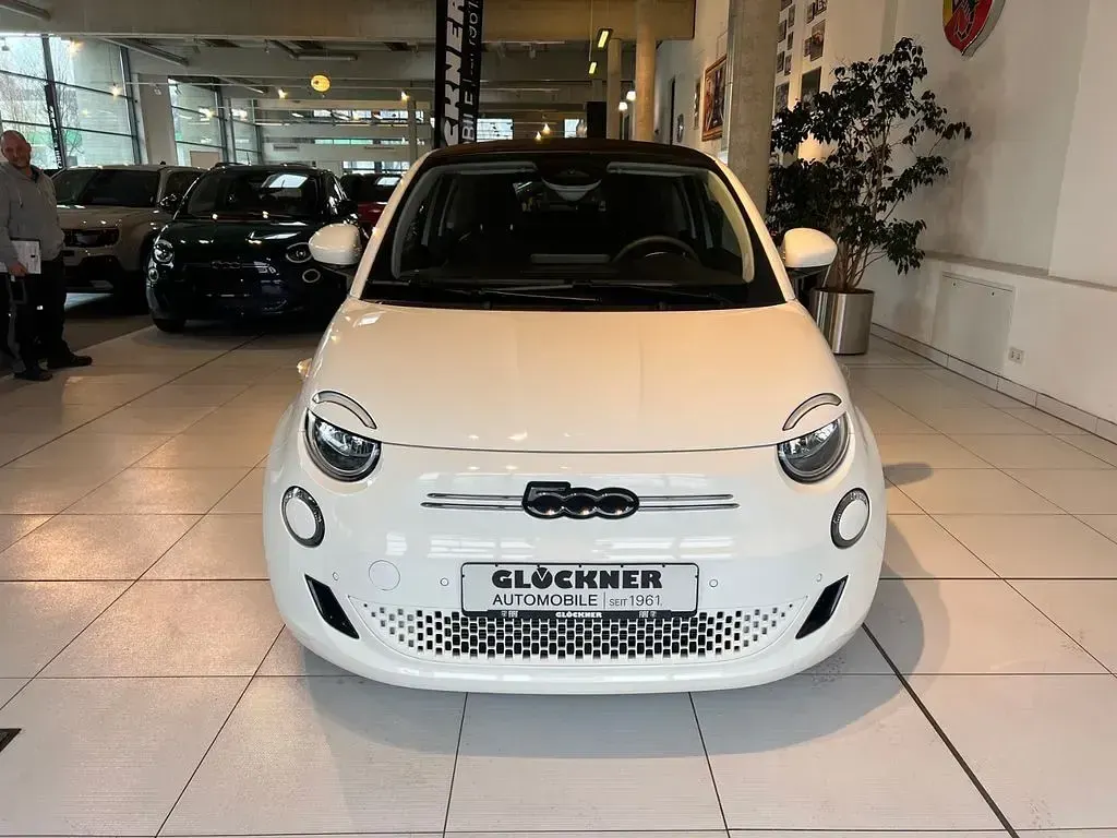 Gebraucht Fiat 500e 86 kW (118 PS) 2023 Weiß Cabrio