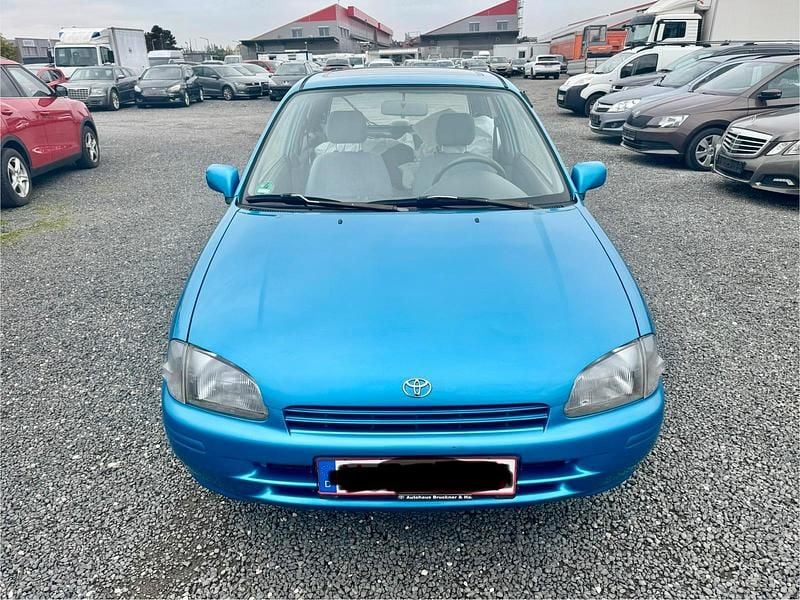 Gebraucht Toyota Starlet 75 PS (55 kW) 1997 Blau Kleinwagen