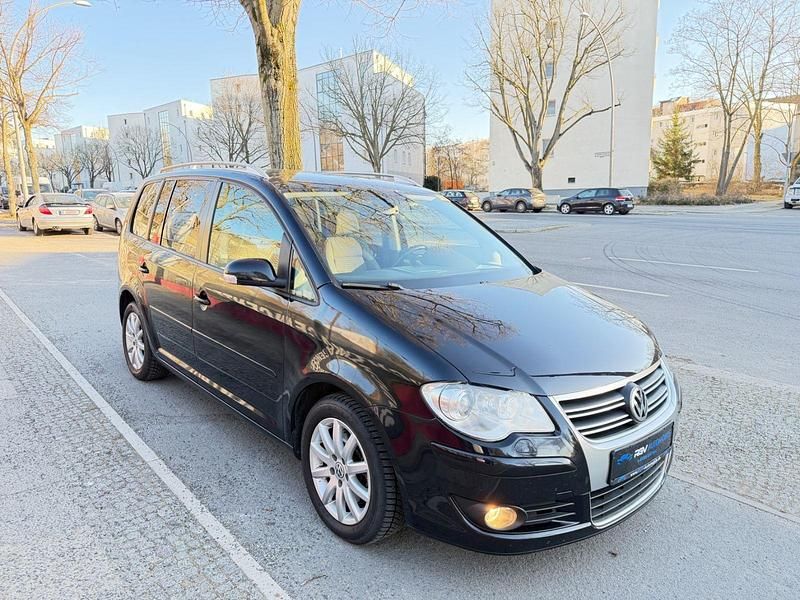 Gebraucht VW Touran Highline 170 PS (125 kW) 2009 Schwarz Van / Kleinbus