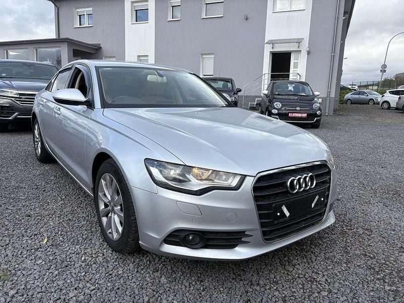 Eissilber metallic Gebraucht 2012 Audi A6 Limousine | 5.200 € - Bild 1/4