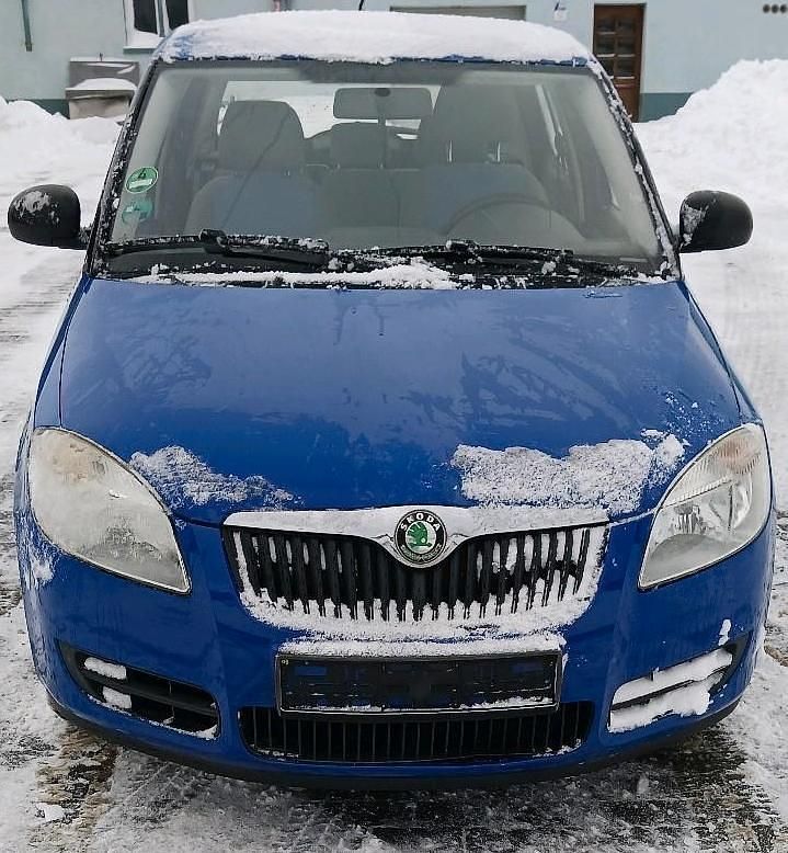 Blau Gebraucht 2008 Skoda Fabia Kleinwagen | 1.950 € (Fairer Preis) - Bild 1/4