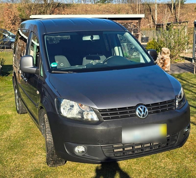 Używany VW Caddy 110 KM (80 kW) 2012 Szary Minivan