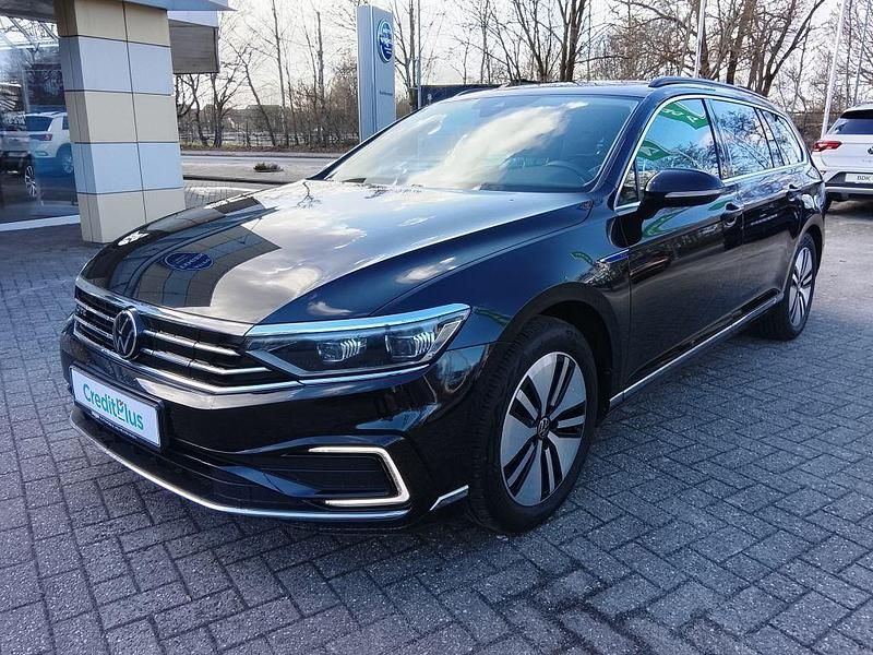 Second-hand VW Passat 218 CP (160 kW) 2021 Negru Break