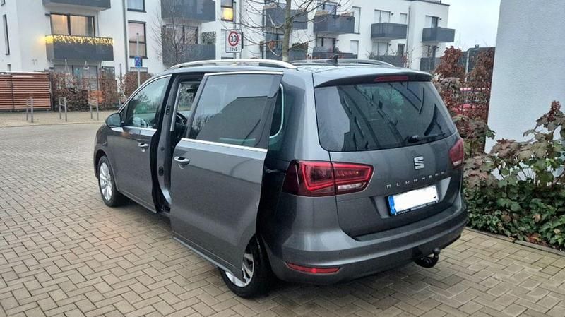 Gebraucht Seat Alhambra 150 PS (110 kW) 2016 Grau Van / Kleinbus