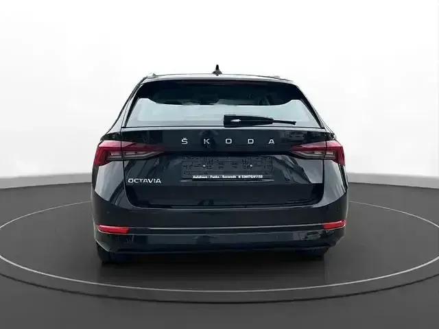 Gebraucht Skoda Octavia Style 150 PS (110 kW) 2022 Schwarz Kombi
