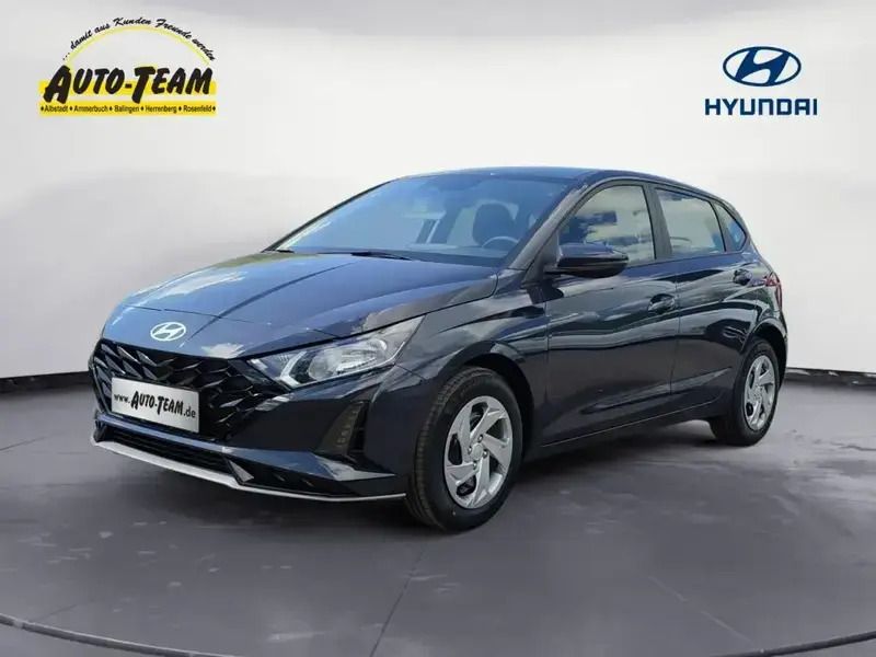 False Neu 2025 Hyundai i20 Select Kleinwagen | 22.990 € (Etwas zu teuer) - Bild 1/4