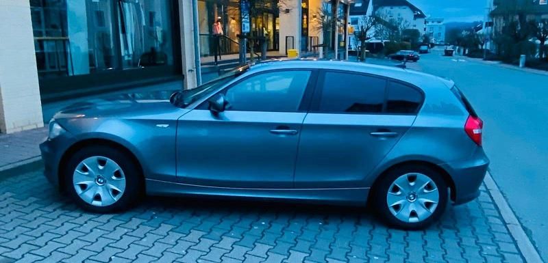 Second-hand BMW 120 Performance 177 CP (130 kW) 2010 Gri Hatchback