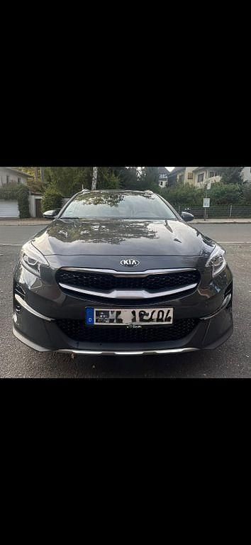 Gebraucht Kia XCeed 140 PS (102 kW) 2021 Grau SUV
