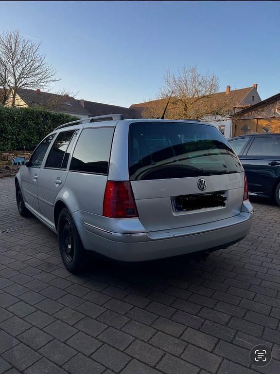 Gebraucht VW Bora 131 PS (96 kW) 2003 Silber Kombi