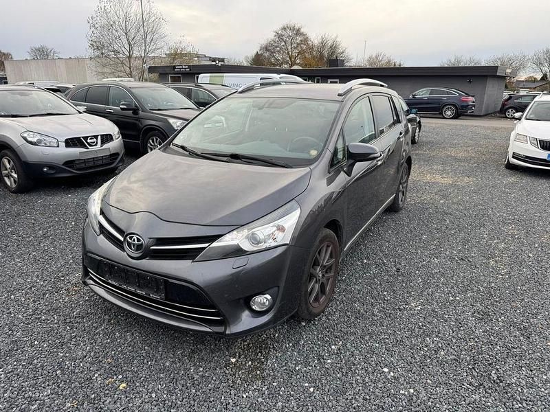 Schwarz Gebraucht 2015 Toyota Verso Van / Kleinbus | 7.600 € (Fairer Preis) - Bild 1/4