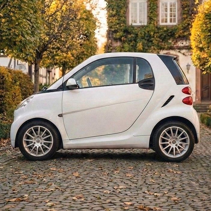Gebraucht Smart ForTwo Coupé Passion 84 PS (61 kW) 2011 Weiß Coupé