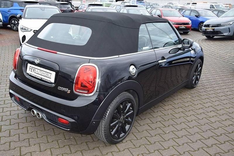 Gebraucht Mini Cooper S 192 PS (141 kW) 2019 Schwarz Kleinwagen