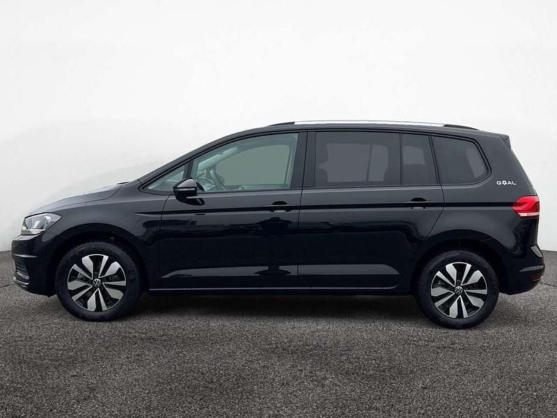 Gebraucht VW Touran Goal 150 PS (110 kW) 2025 Deep black perleffekt Van / Kleinbus